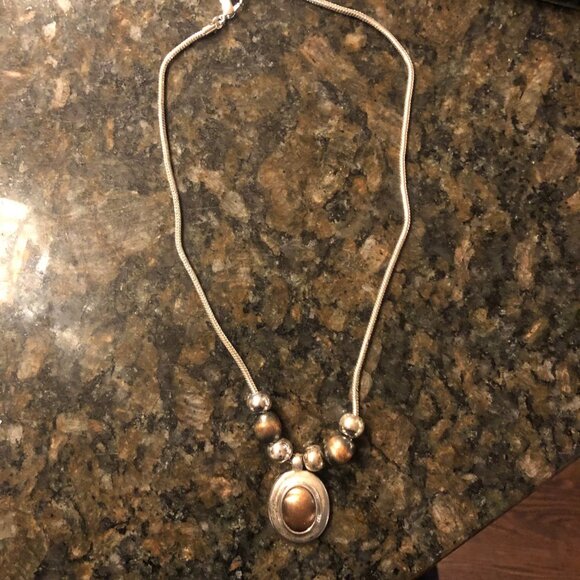Liz Claiborne Metal Necklace Beads Brown Silver Tone - Picture 3 of 3